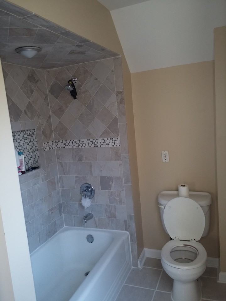 176 Thompson Ave #NA - Photo 5 of 8