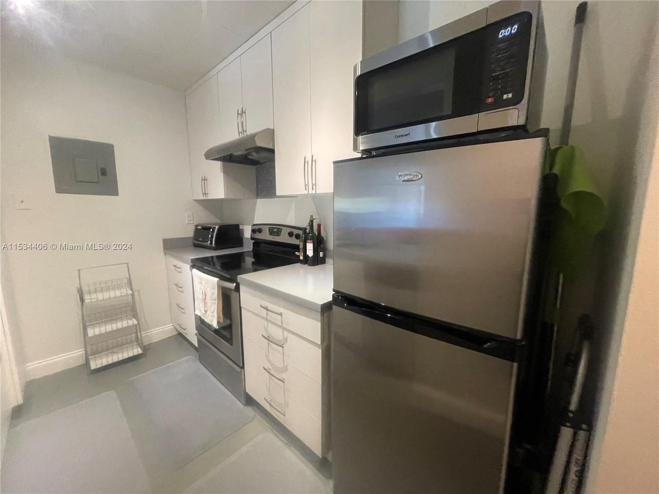 401 Nw 107th Ave #207 - Photo 2 of 11