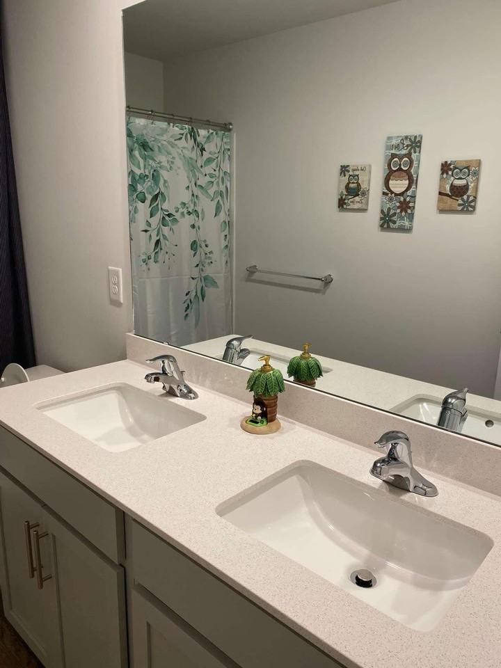 1313 Riverstone Dr #NA - Photo 7 of 9