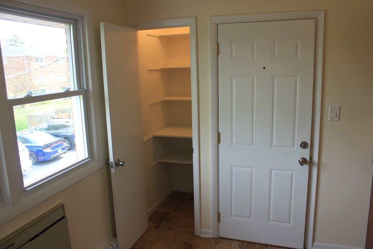 14437 S Ravinia Ave #2N - Photo 2 of 22