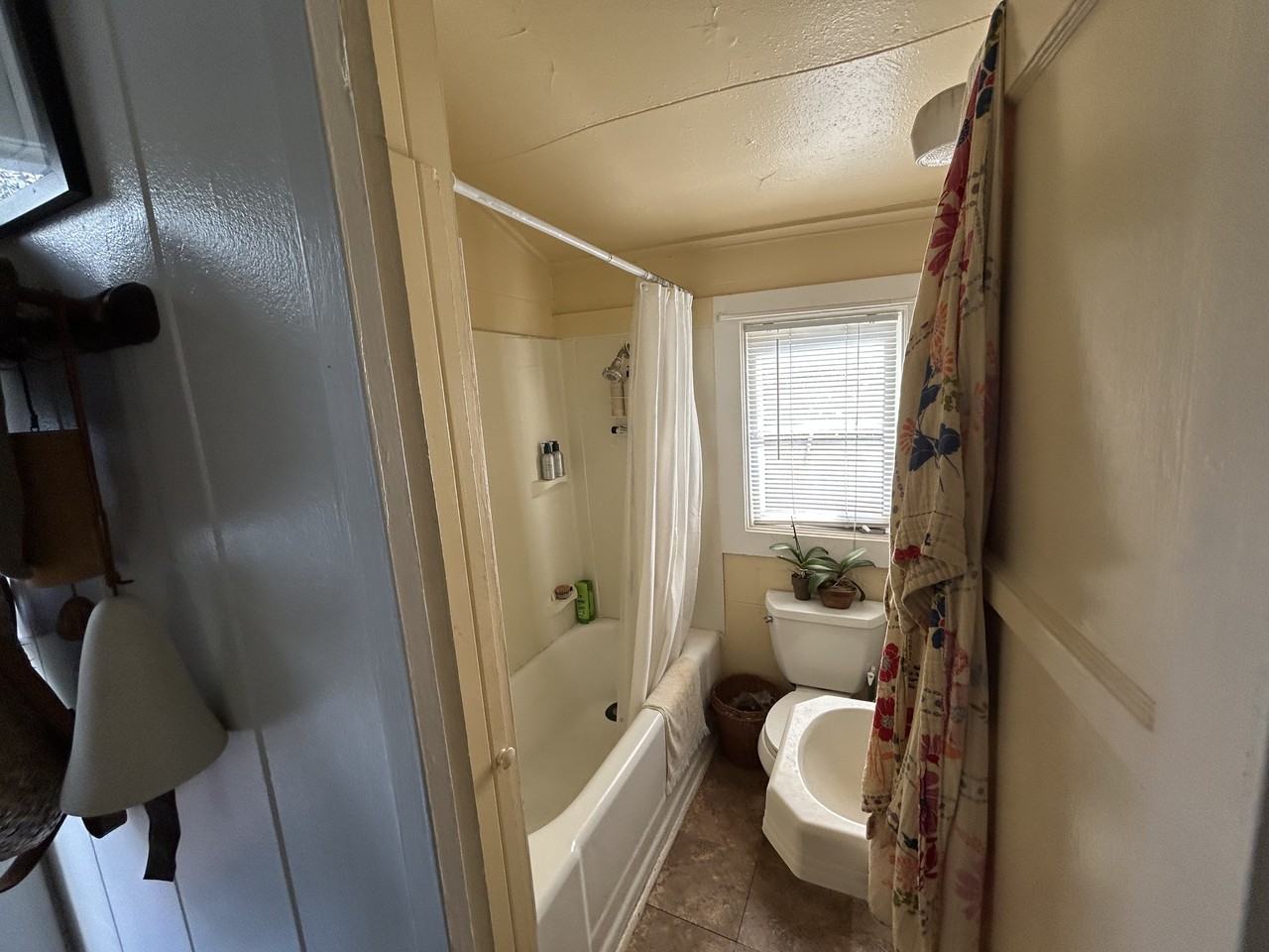 2612 Victoria Dr #NA - Photo 7 of 14