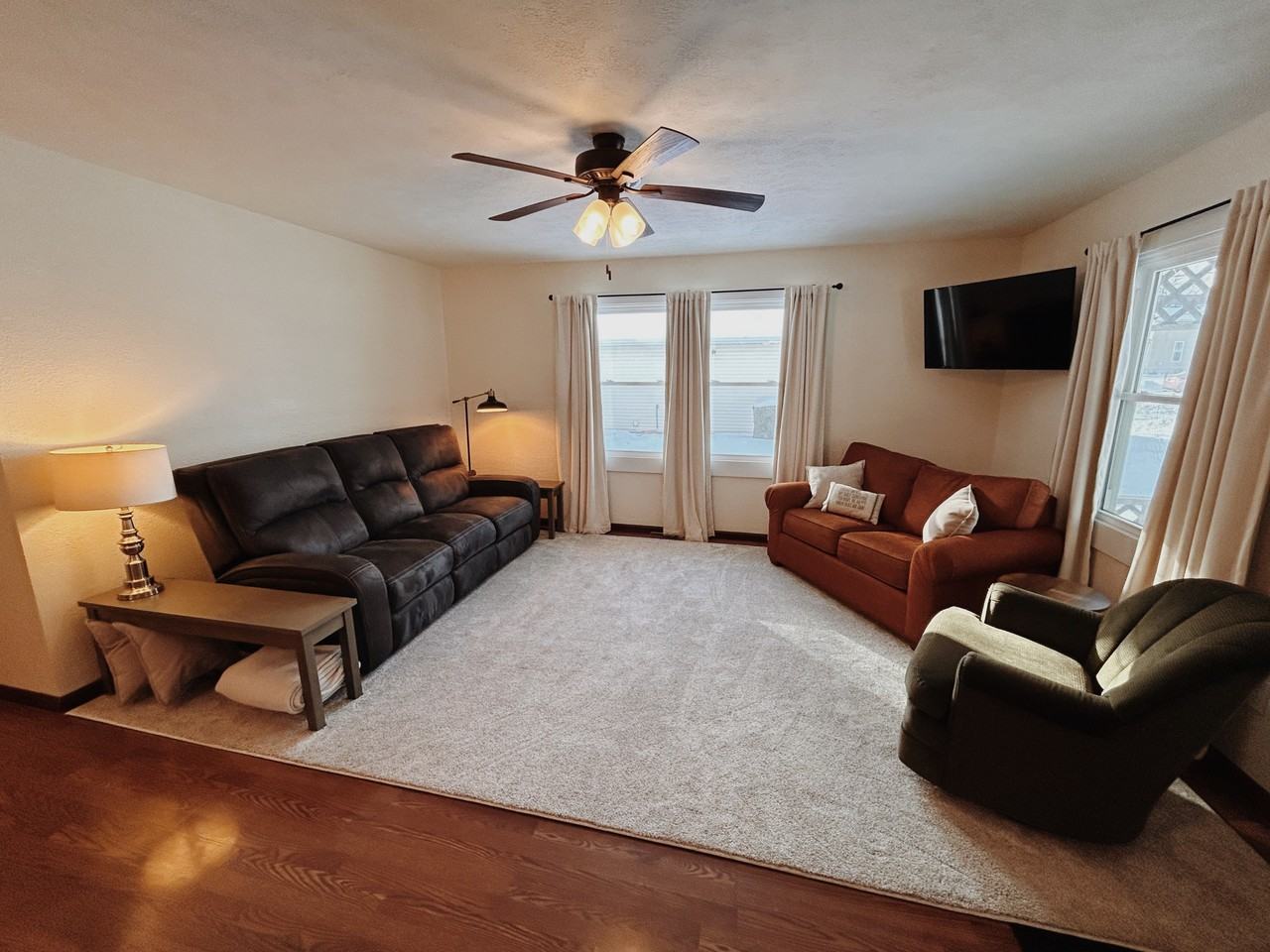 614 Mercer Ave #NA - Photo 2 of 16