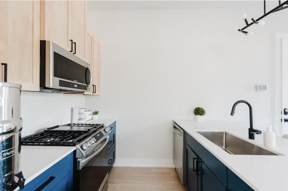 Oak Springs Dr - Photo 3 of 25