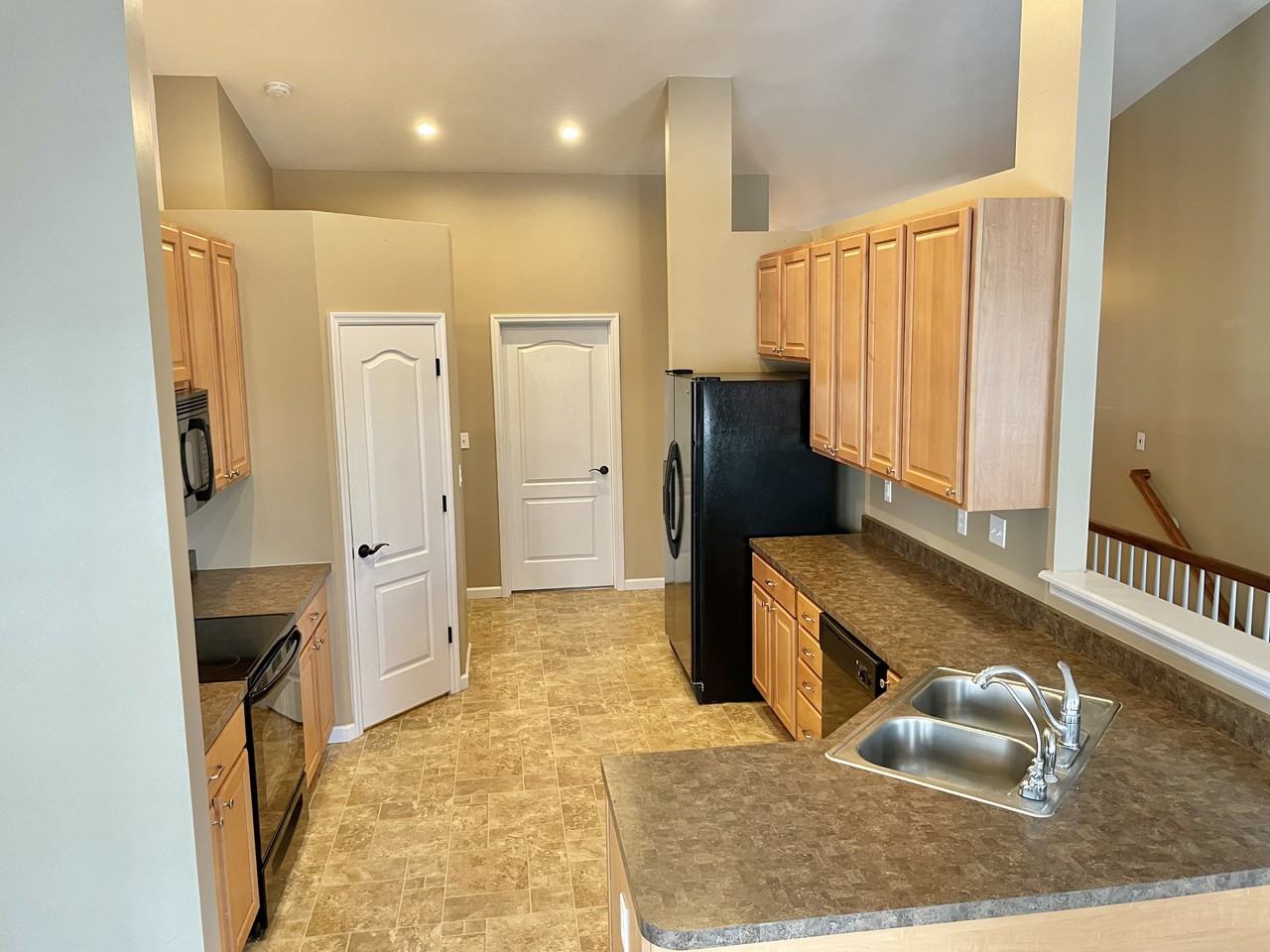 405 Summer Fair Ct #NA - Photo 7 of 20