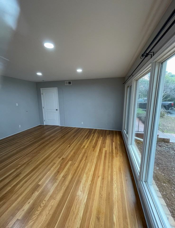 11001 Chula Vista Ave - Photo 4 of 4