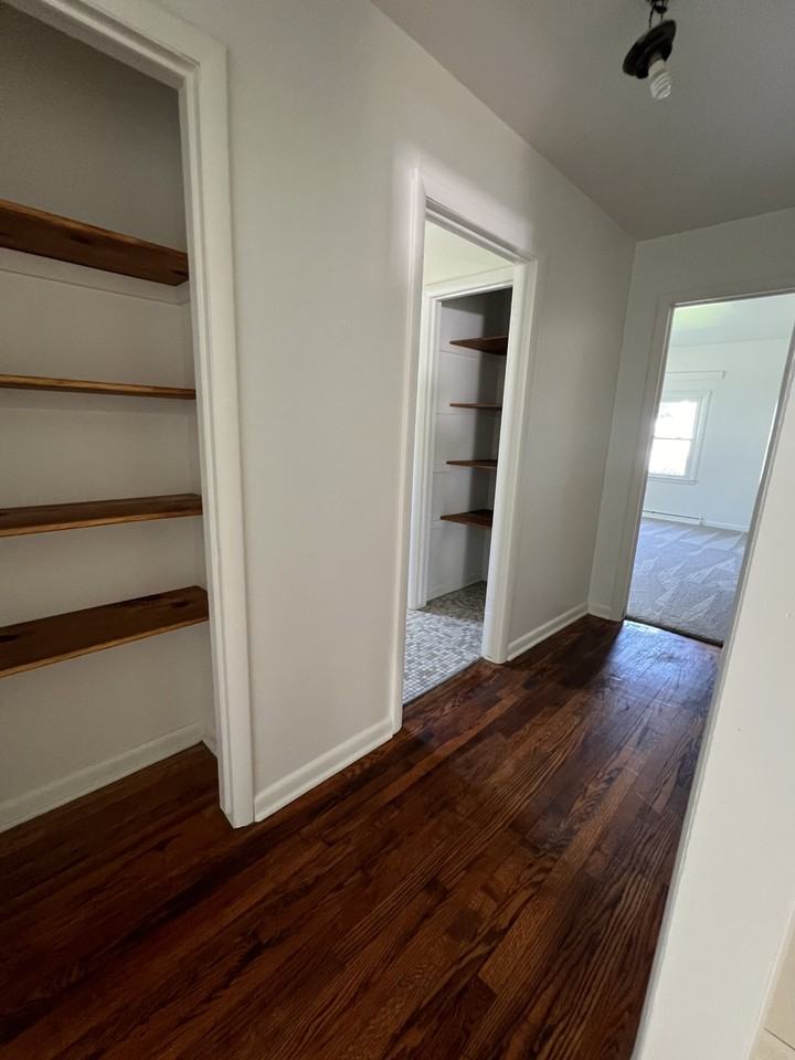 419 N Madriver St #419 - Photo 3 of 10