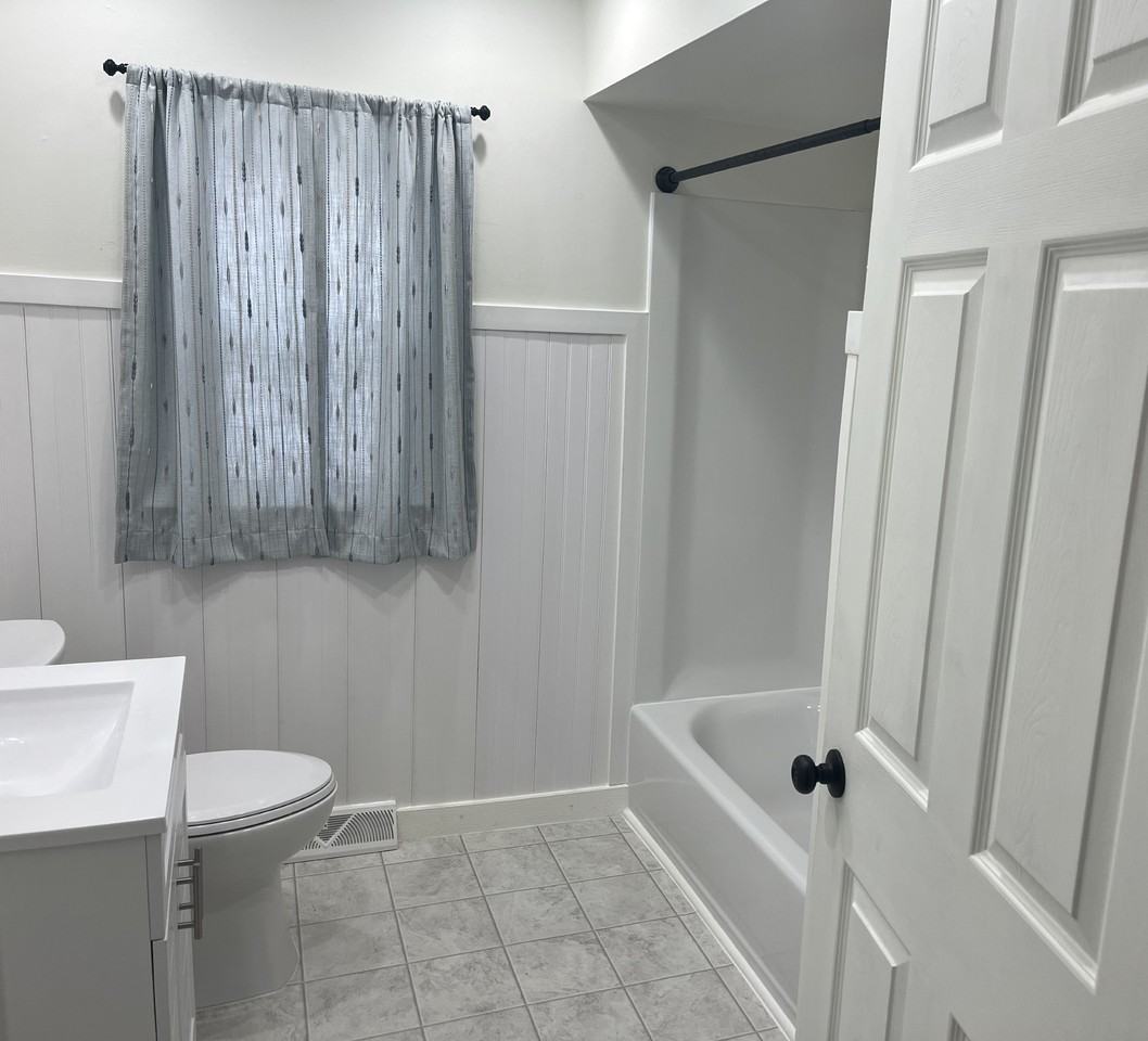 419 N Madriver St #419 - Photo 5 of 10