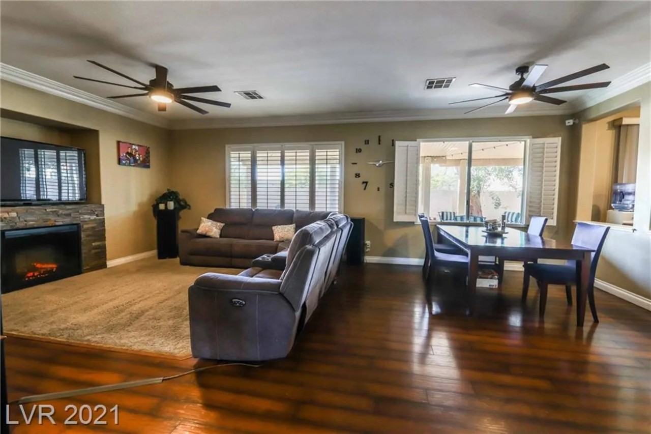 2521 Stanwood Ave #NA - Photo 3 of 24