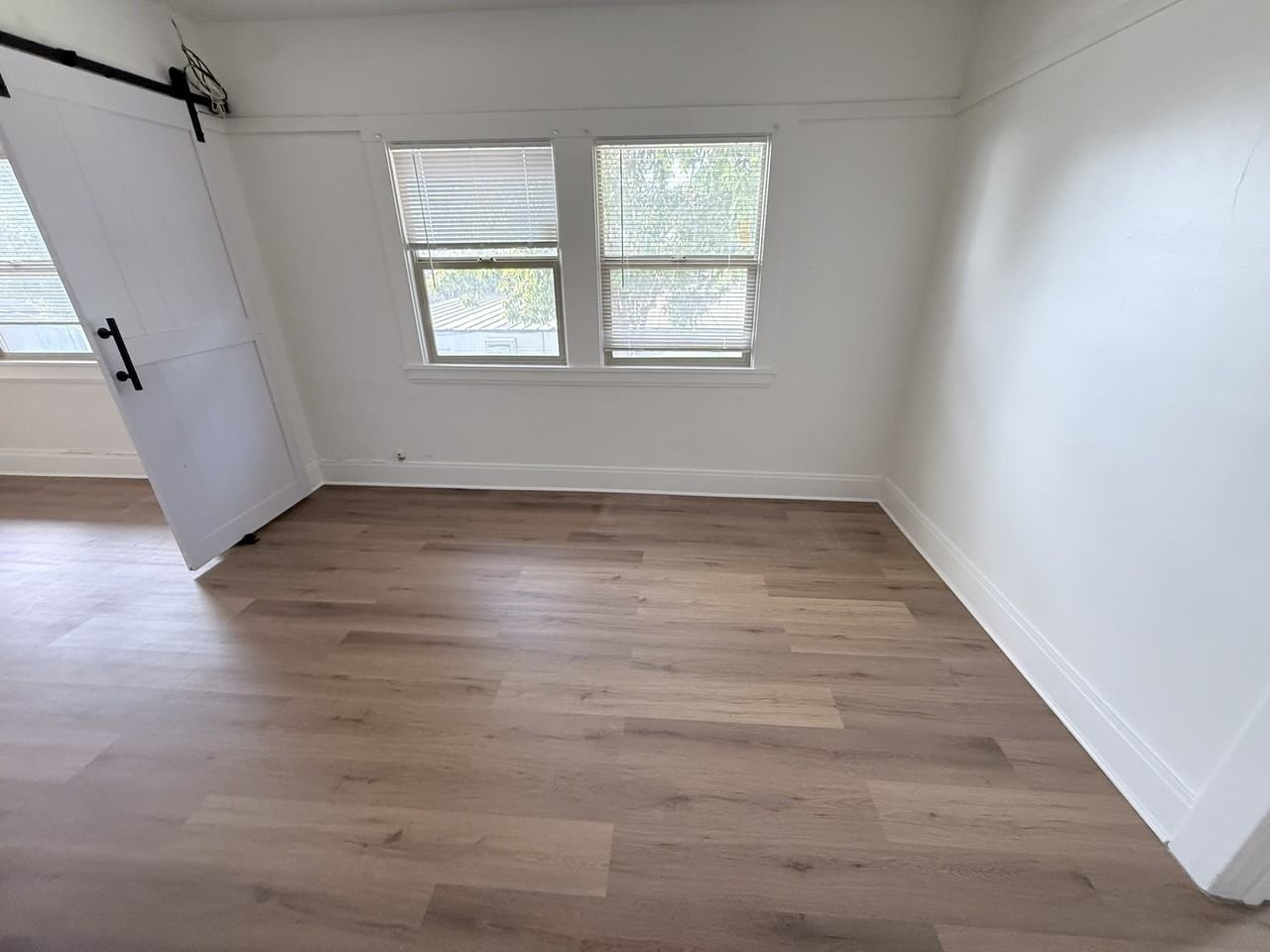 43rd St #3 - Photo 4 of 16