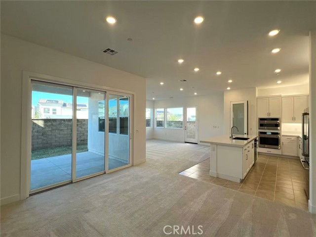 410 Clipper - Photo 3 of 8