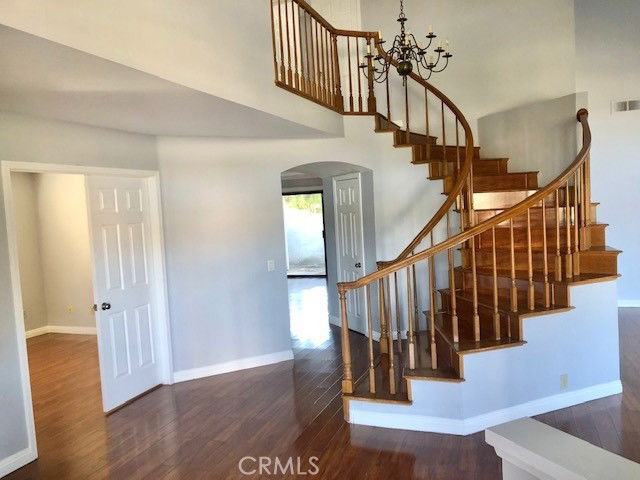 2 Bloomdale - Photo 4 of 8