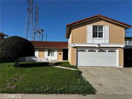 featured image of 17475 Santa Lucia St