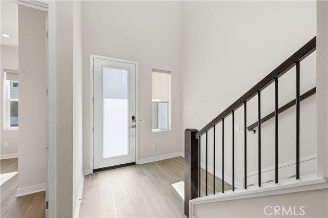 141 Holliston - Photo 2 of 8