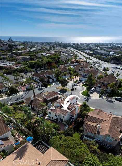 6 Harbor Pointe Dr - Photo 2 of 8