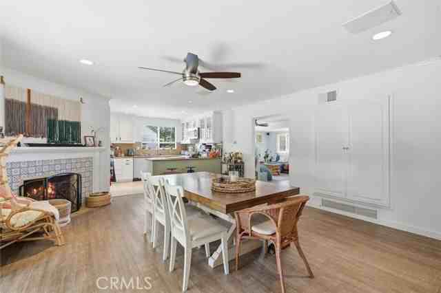 6443 Gross Ave - Photo 4 of 8