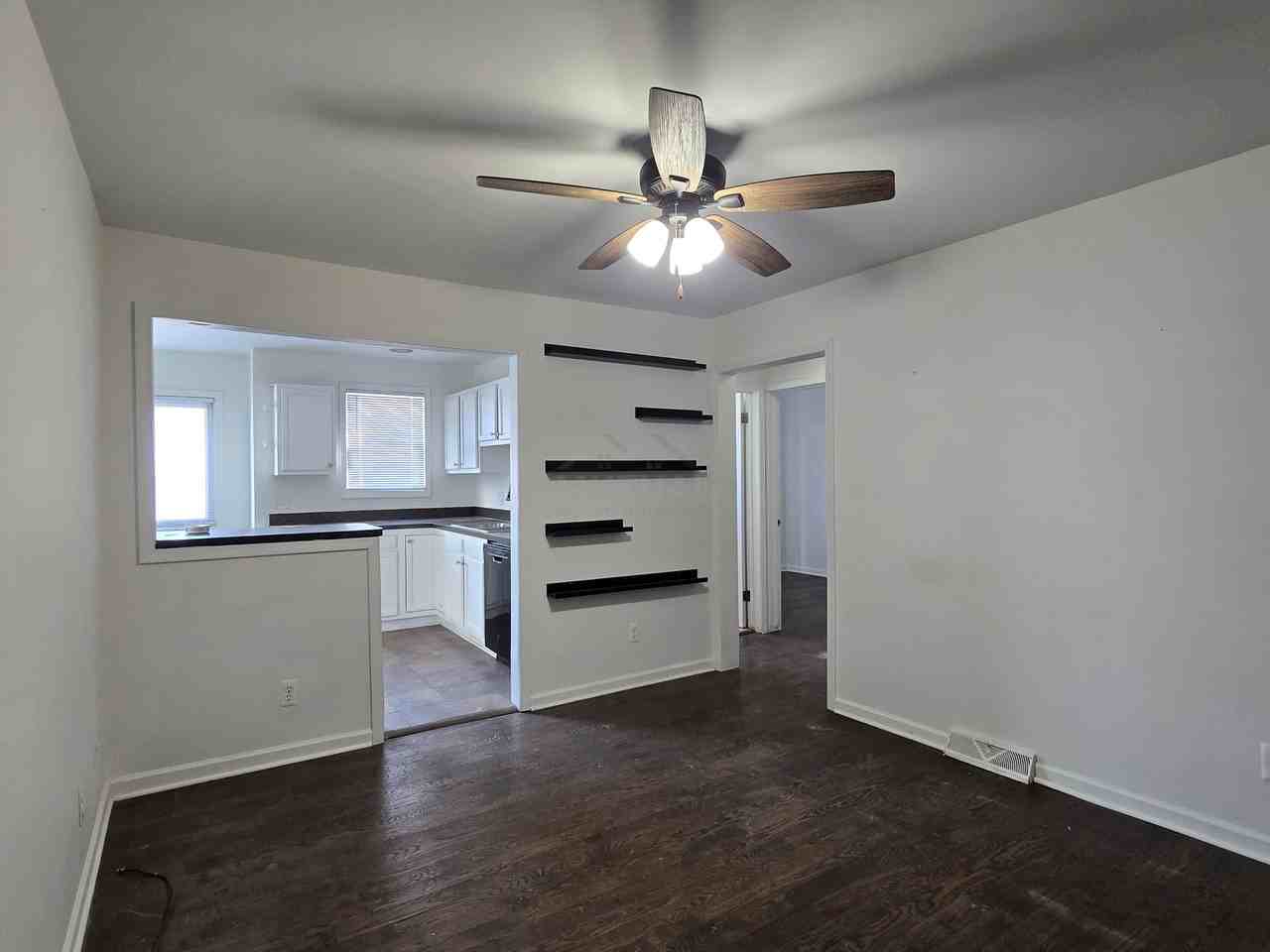 25312 Winton St - Photo 3 of 8