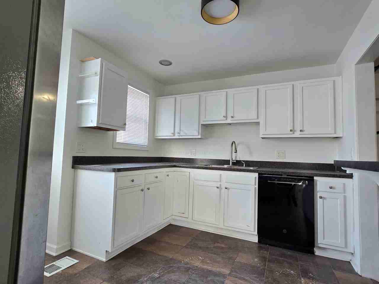 25312 Winton St - Photo 7 of 8