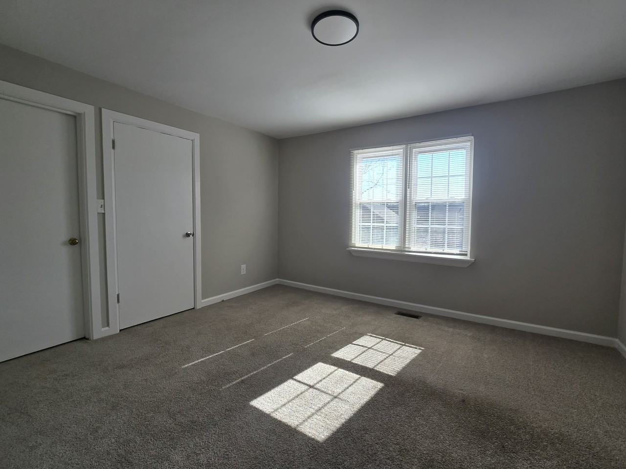 316 E Highland Dr #1 - Photo 6 of 9