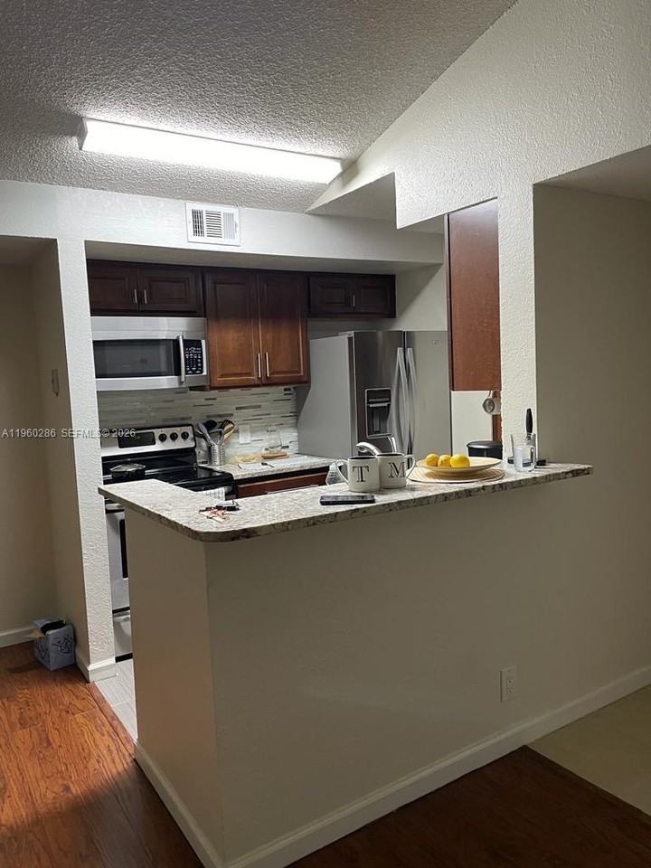 2900 S University Dr #9203 - Photo 2 of 8