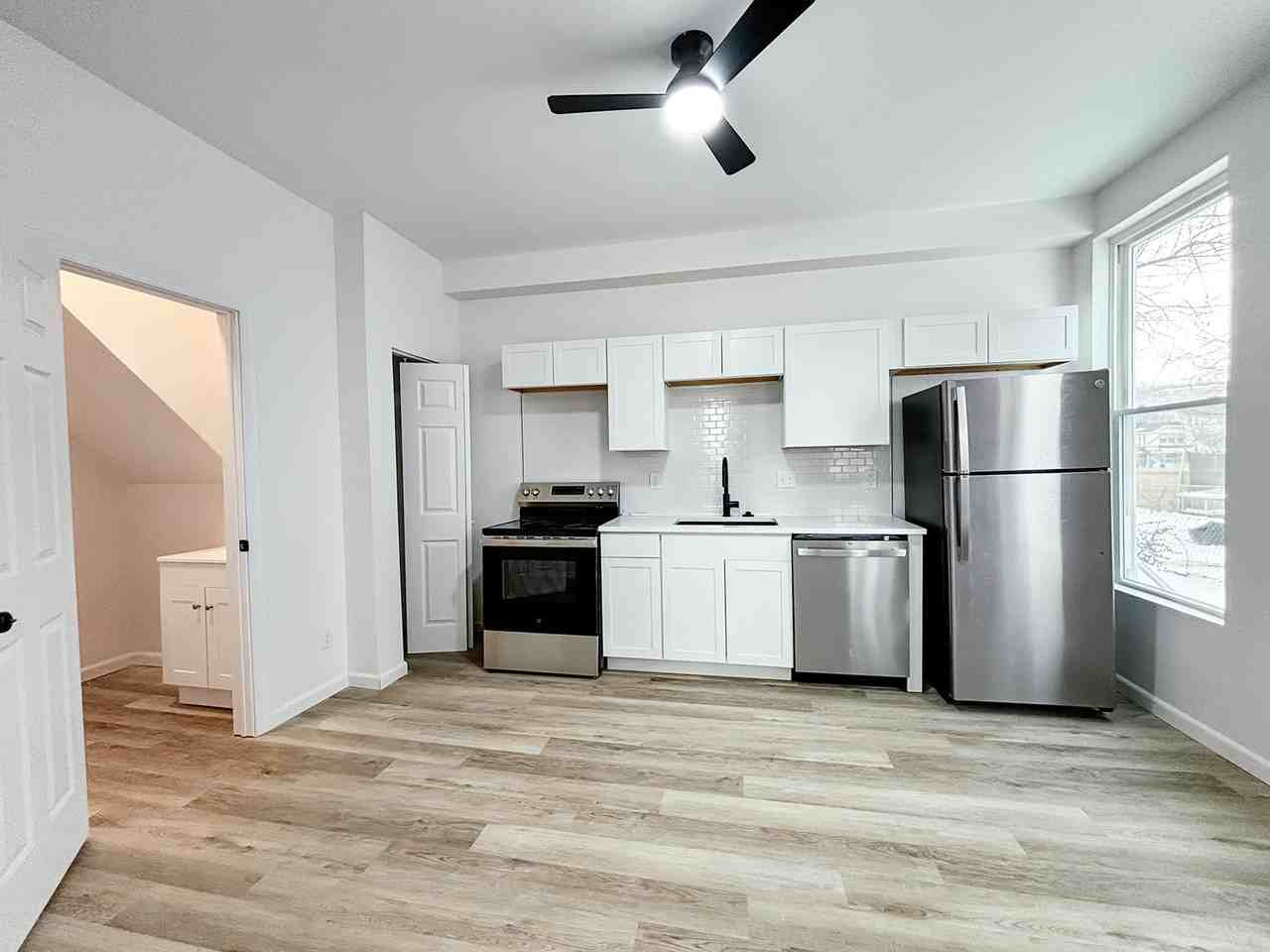 3507 Latonia Ave #3 - Photo 2 of 10