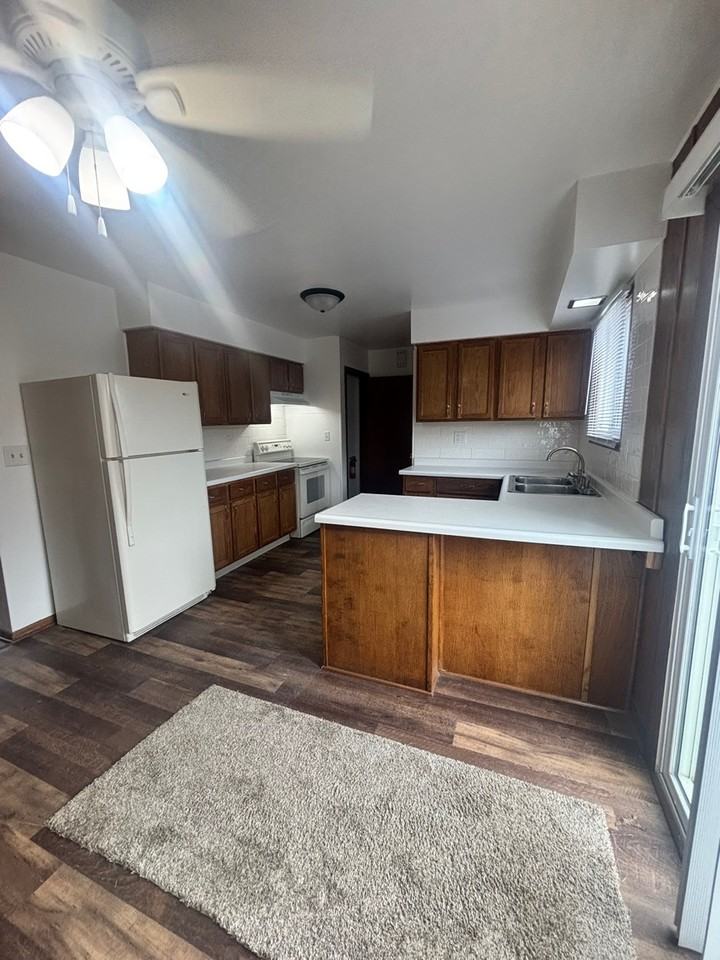 344 Northway Park Rd #1 - Photo 3 of 12