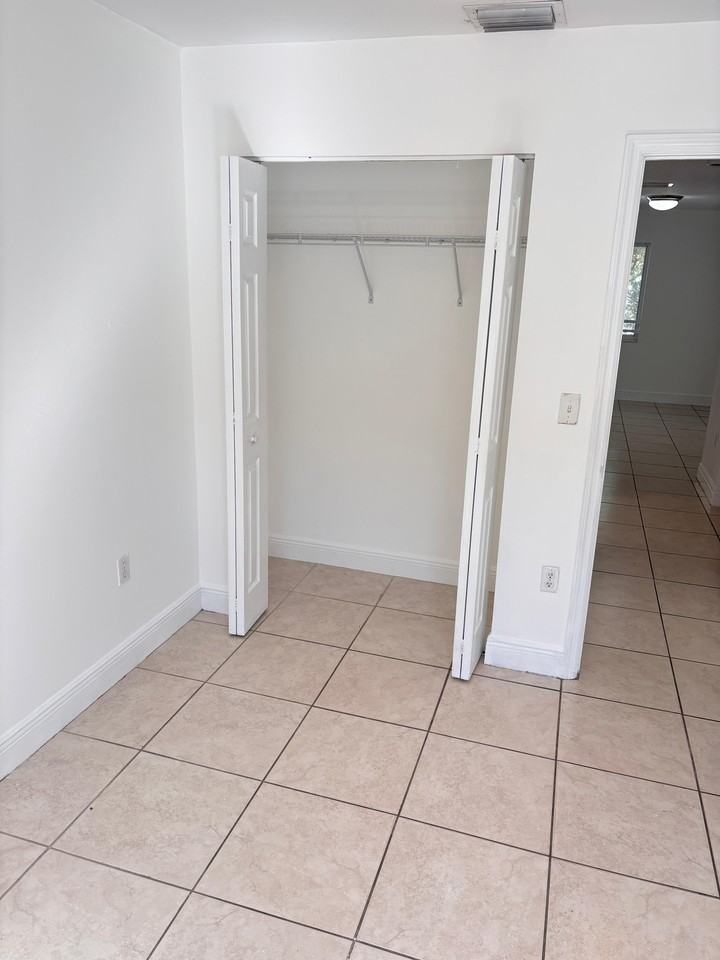 2461 W 78th St #2461-202 - Photo 5 of 13