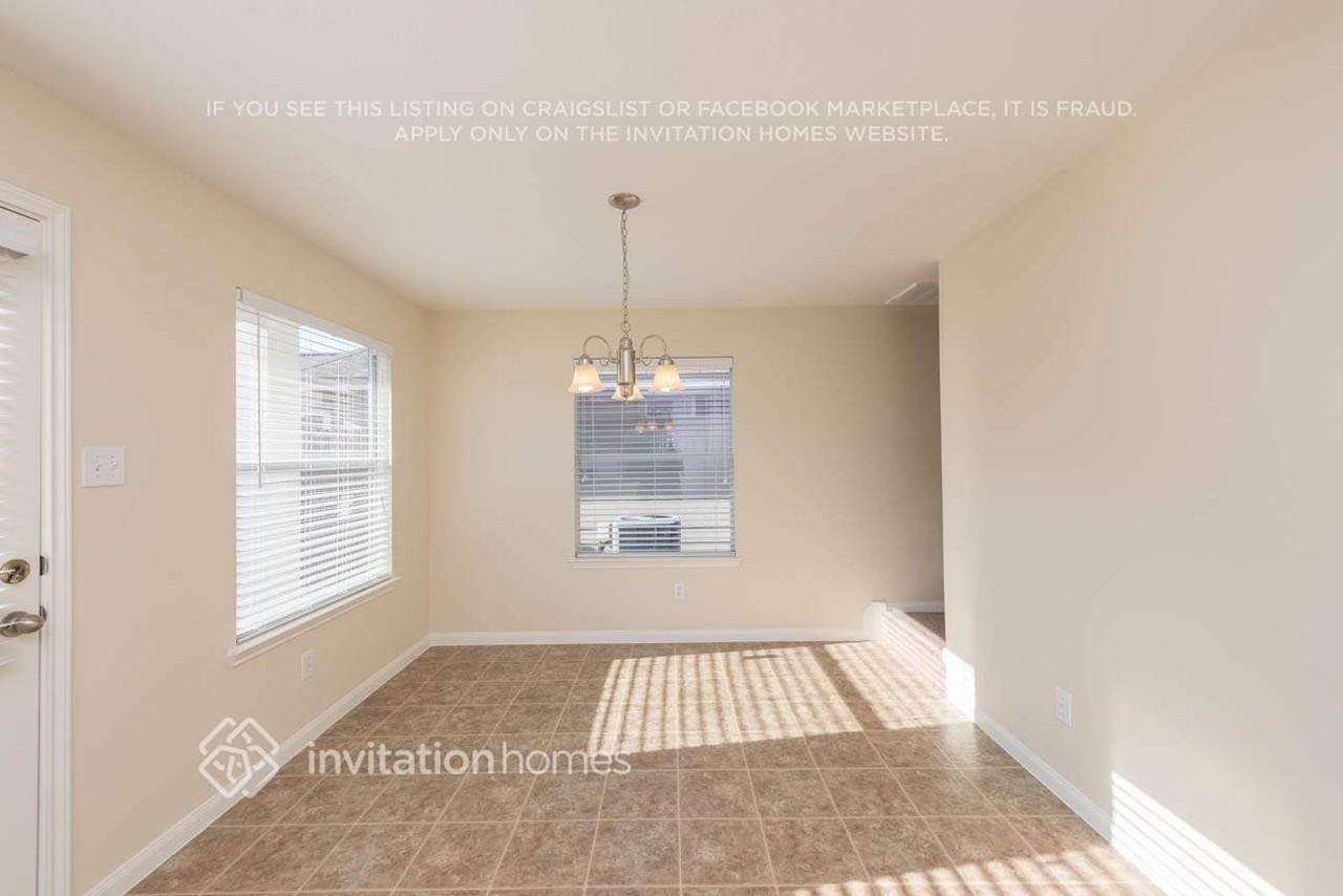 6333 Mountain Pines Ln - Photo 7 of 18