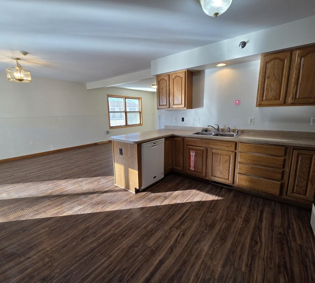 37 21st St #37 - Photo 3 of 24