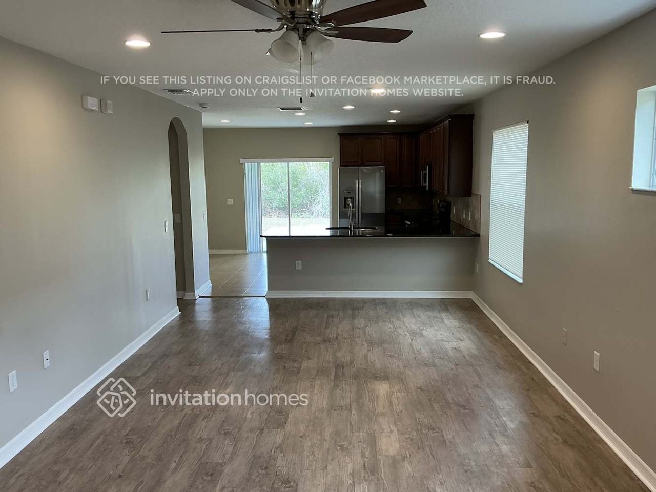 12513 Belcroft Dr - Photo 4 of 11