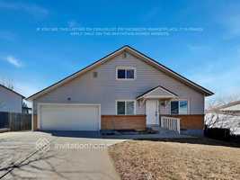 featured image of 2821 S Argonne St