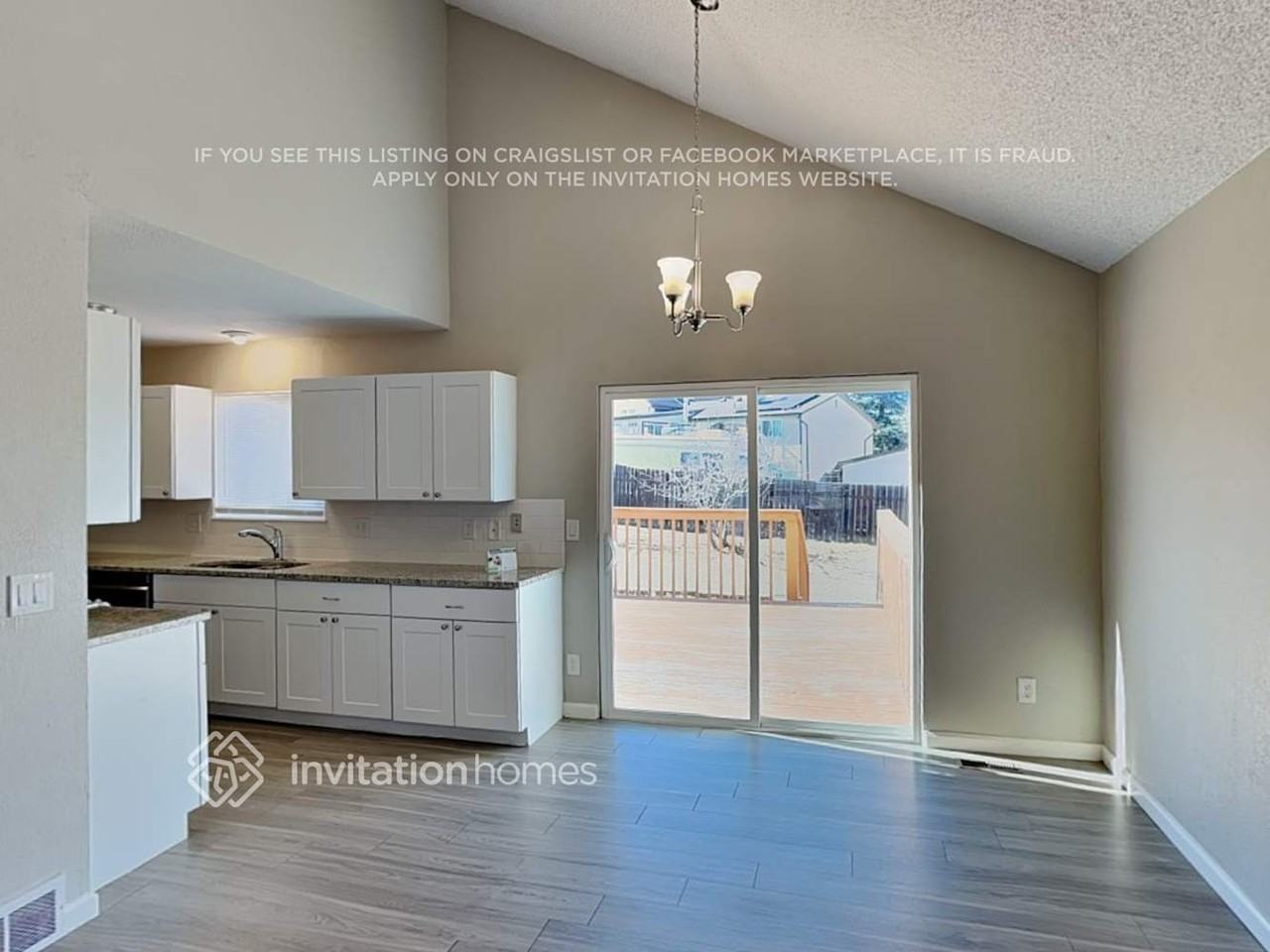 2821 S Argonne St - Photo 7 of 19