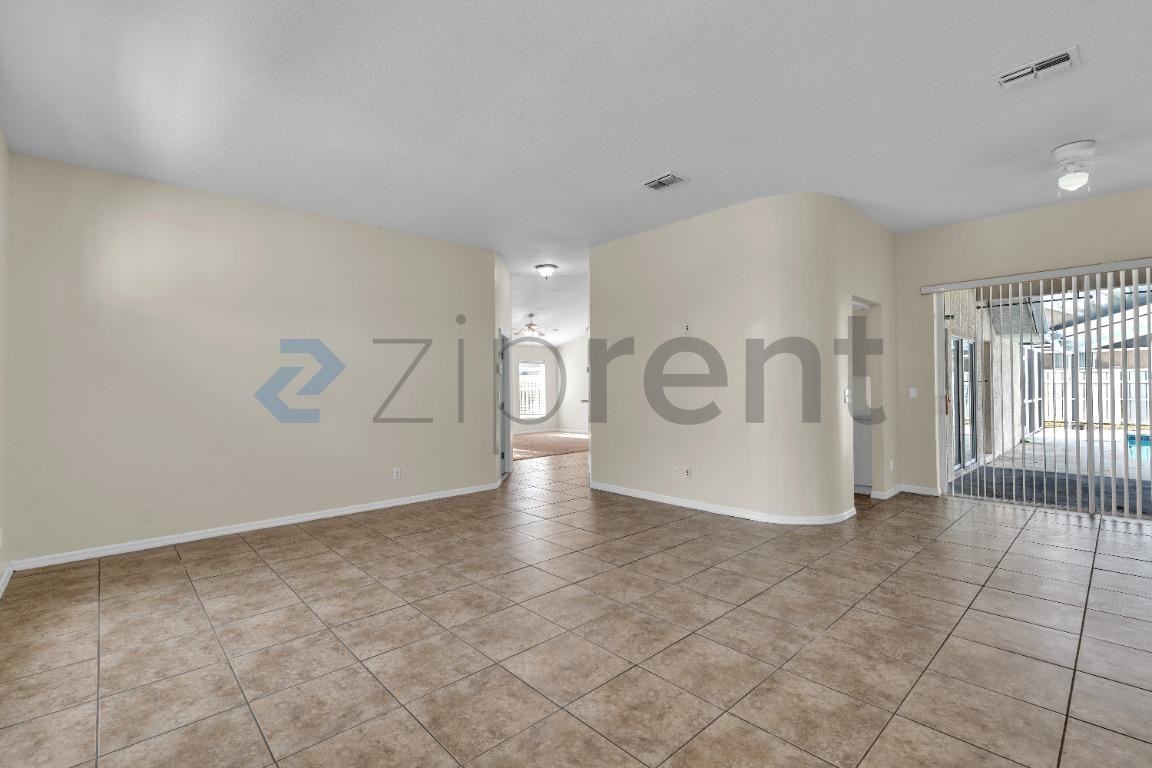 2012 Dumont Dr - Photo 5 of 34