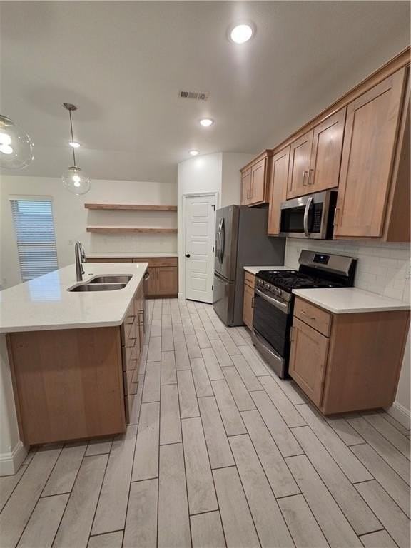 813 S Sparrow St - Photo 4 of 21