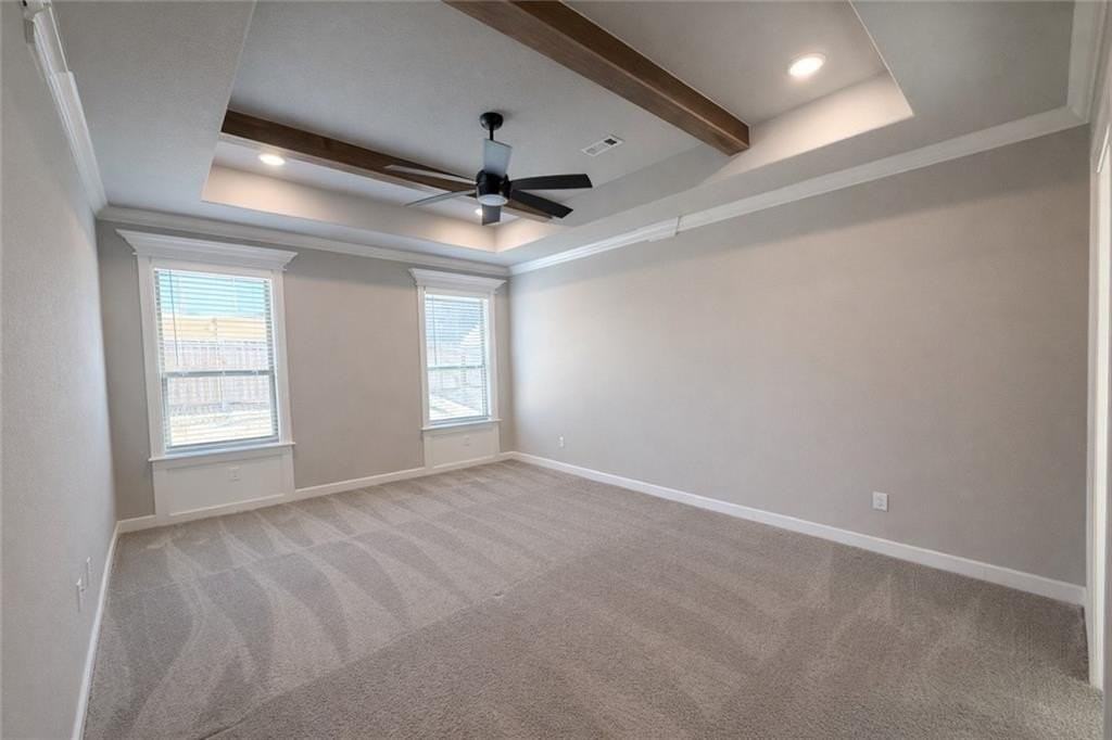 460 Casella St - Photo 6 of 7