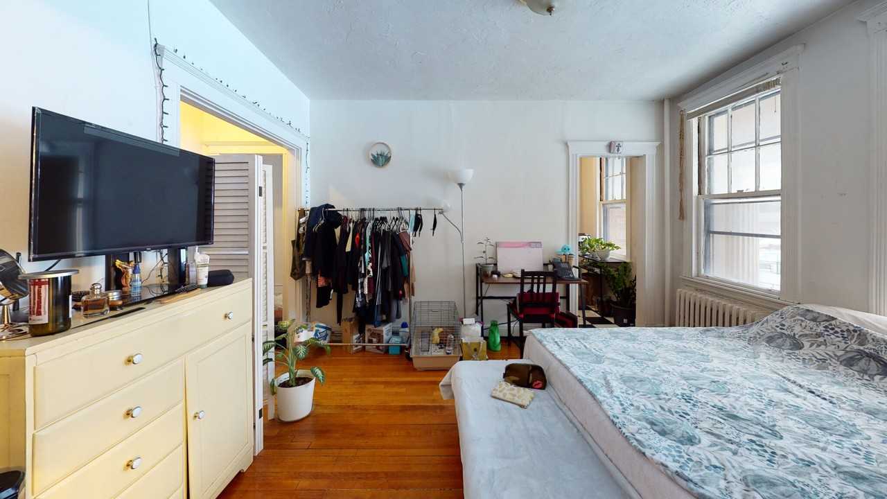 27 Sidlaw Rd #9 - Photo 2 of 8