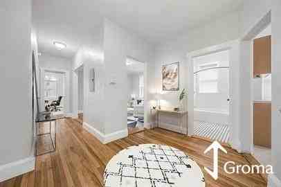 63 Chelsea Street60-62 Chelsea St. #1 - Photo 2 of 7