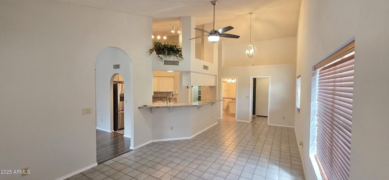 1601 W Oakland St - Photo 3 of 40