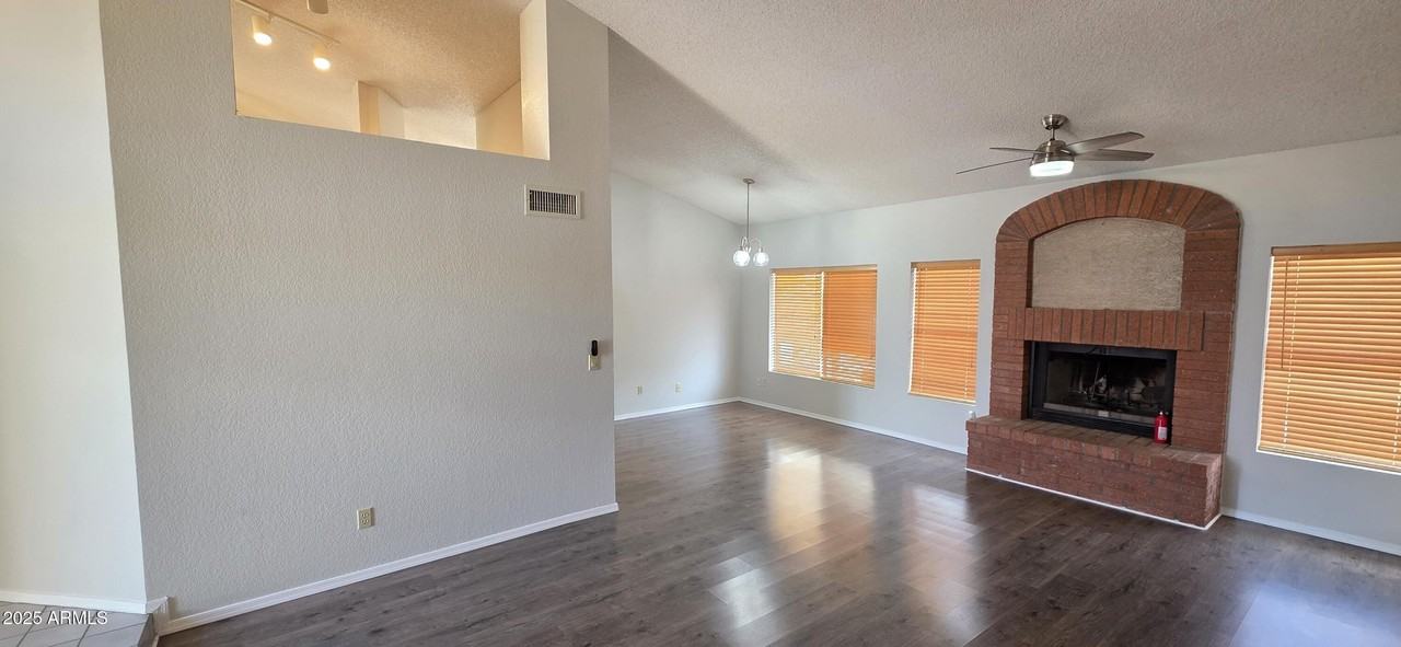 1601 W Oakland St - Photo 5 of 40