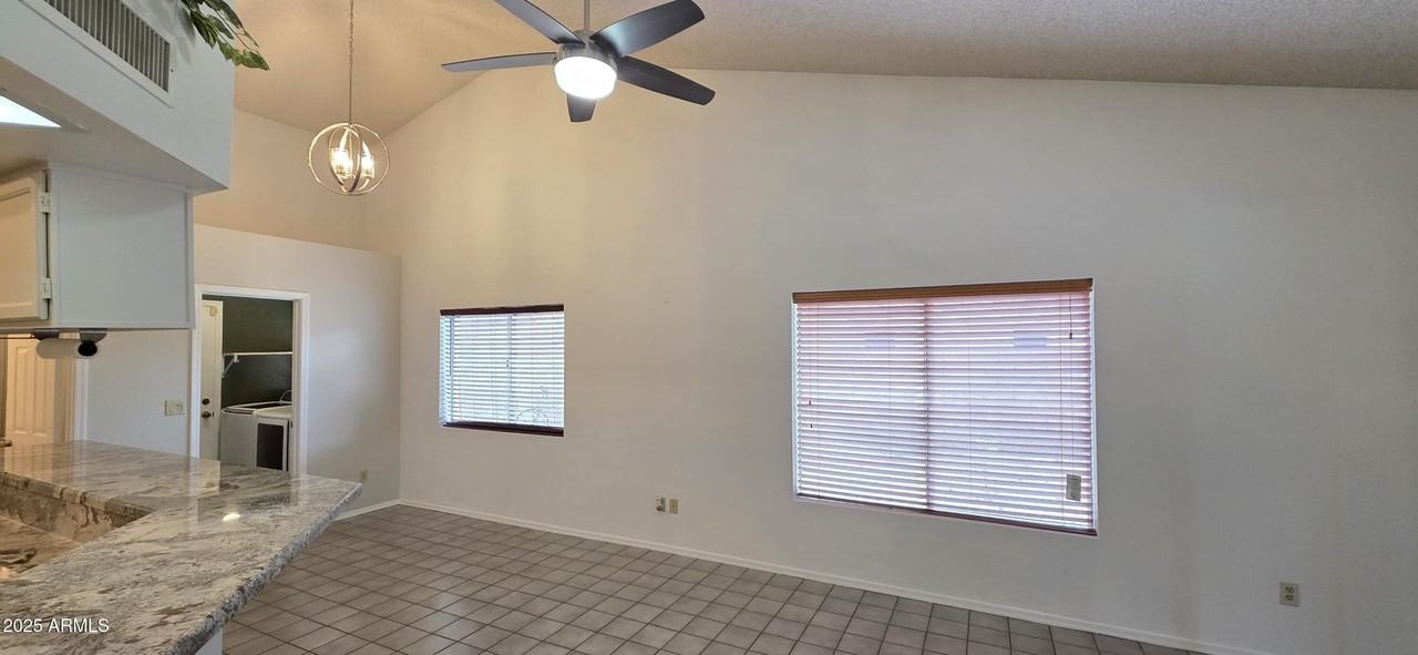 1601 W Oakland St - Photo 6 of 40