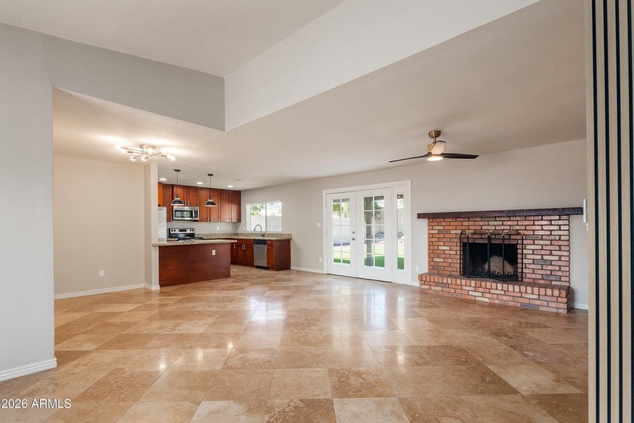 4916 E Pershing Ave - Photo 4 of 23