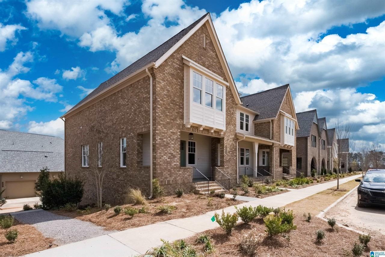 Everlee Pkwy - Photo 2 of 27