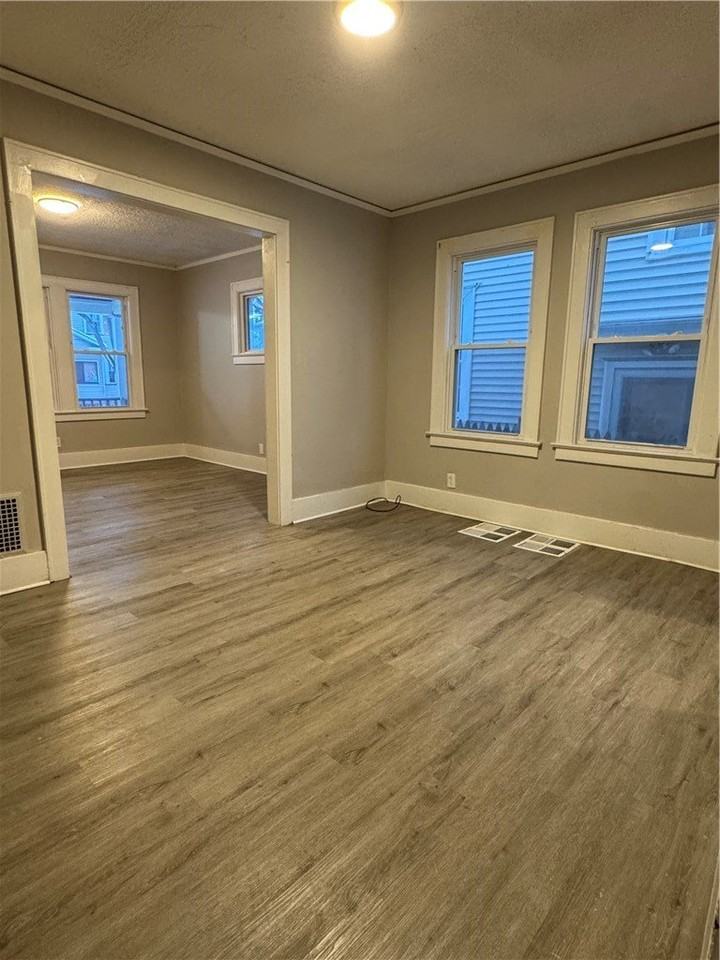 342 Champlain St Unit 340 #340 - Photo 5 of 14