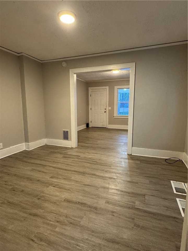 342 Champlain St Unit 340 #340 - Photo 6 of 14