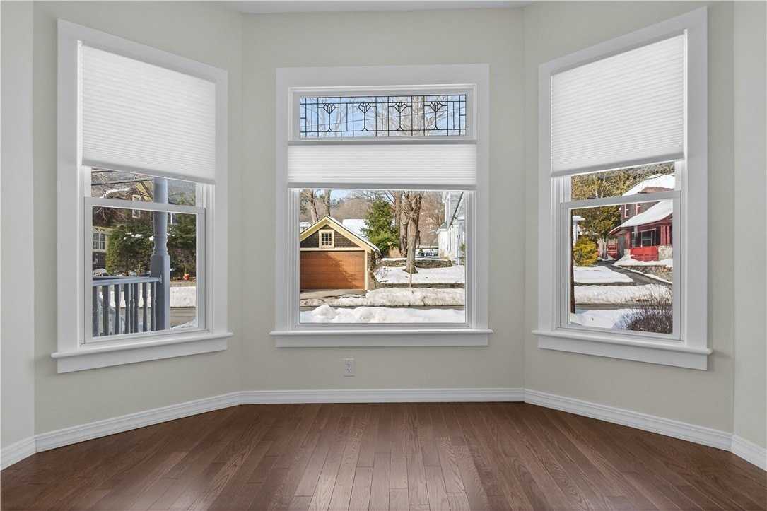 38 Cedar St - Photo 5 of 26