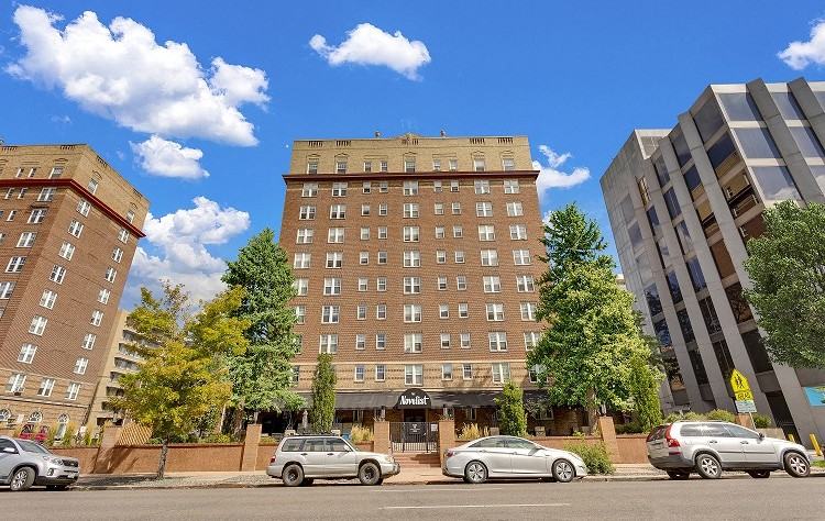 The Novelist - Photo 2 of 21