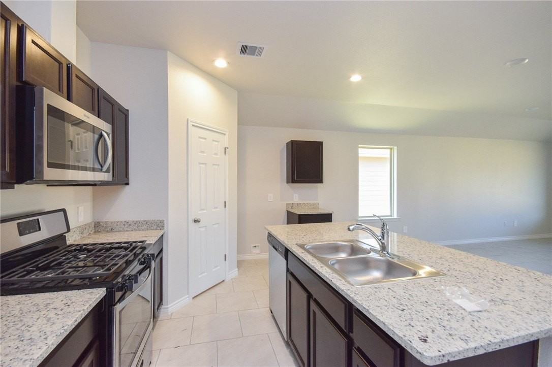 3929 Shiva Dr - Photo 2 of 11