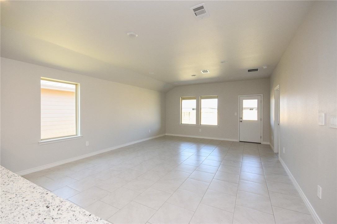 3929 Shiva Dr - Photo 4 of 11