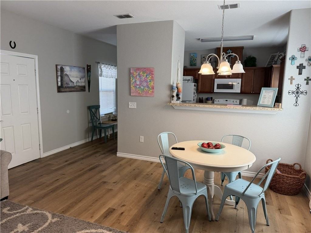 1109 W Nelson Ave - Photo 3 of 11