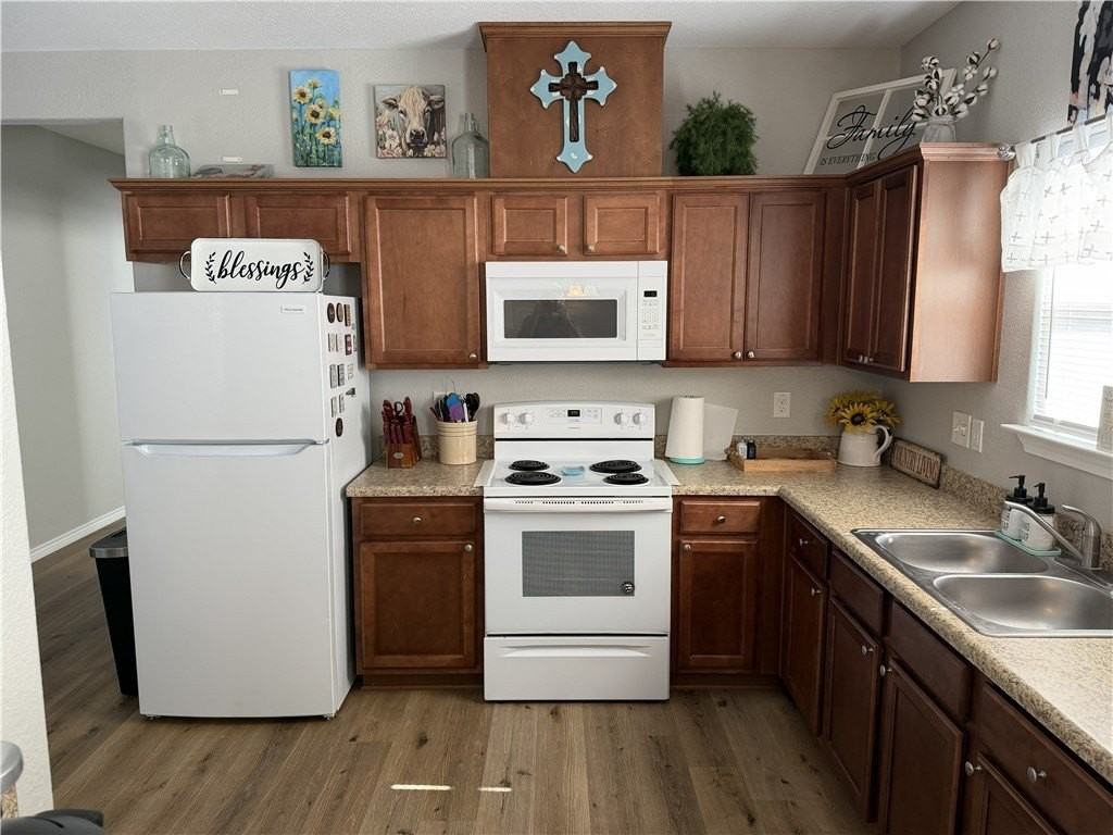 1109 W Nelson Ave - Photo 4 of 11