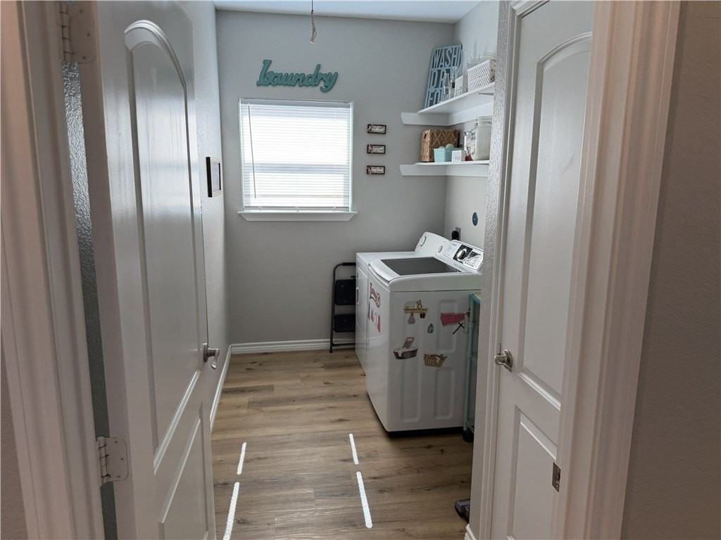 1109 W Nelson Ave - Photo 6 of 11